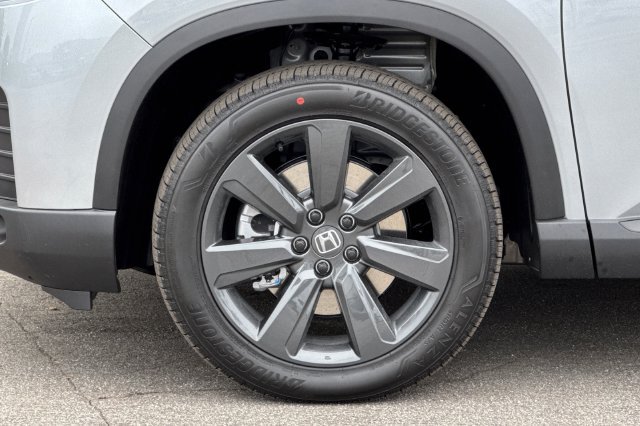 New 2026 Honda Pilot Sport image 36
