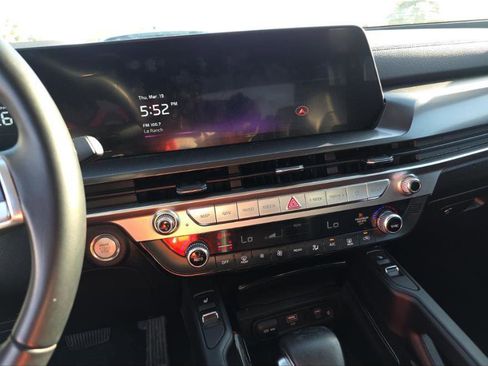 Used 2025 Kia Telluride S image 4