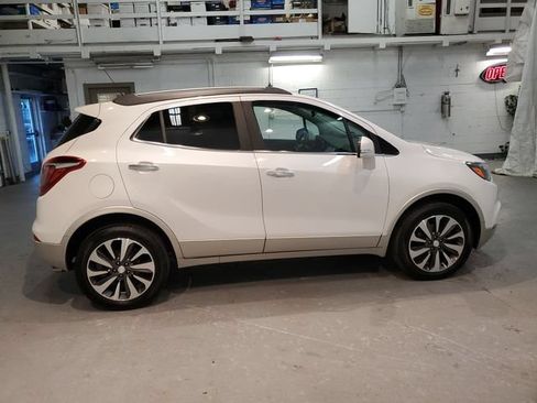 Used 2017 Buick Encore Essence AWD/4WD image 6