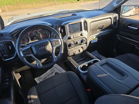 Used 2022 Chevrolet Silverado 1500 LT Trail Boss w/ Safety Package image 9