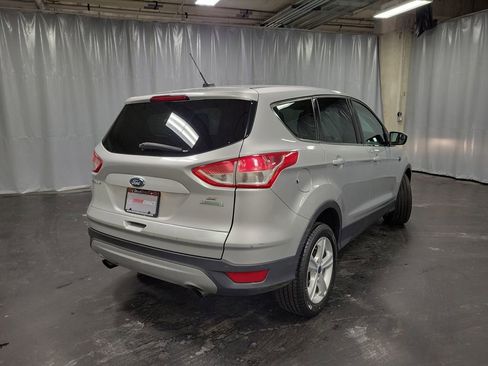 Used 2015 Ford Escape SE image 8