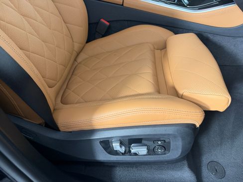 Used 2025 BMW X5 M60i AWD/4WD image 34