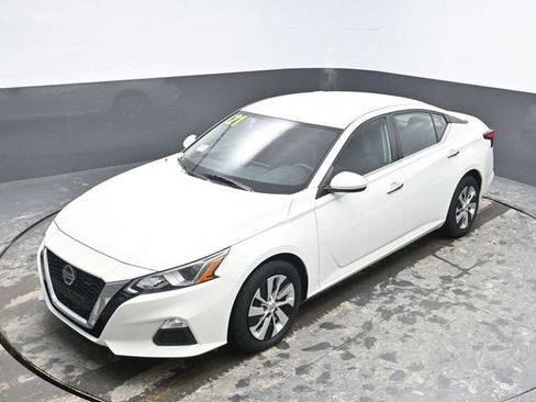 Used 2021 Nissan Altima 2.5 S image 18