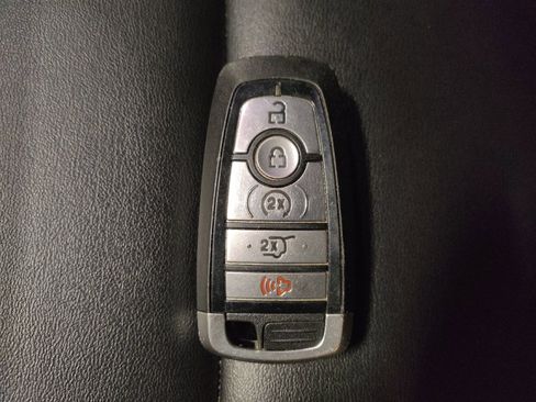 Used 2024 Ford Explorer XLT w/ Equipment Group 202A image 32