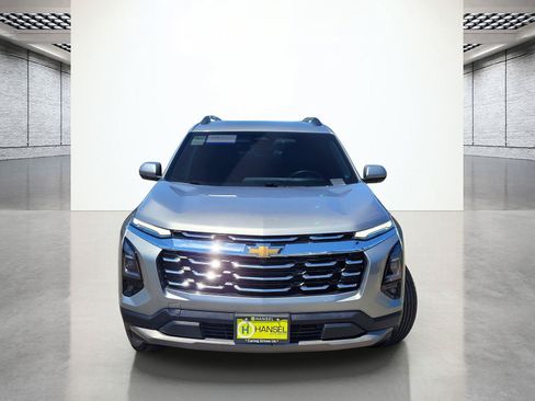 Used 2025 Chevrolet Equinox LT w/ Convenience Package II AWD/4WD image 4