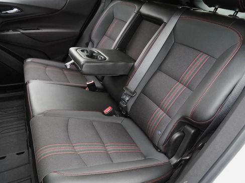 Used 2024 Chevrolet Equinox RS w/ LPO, Floor Liner Package FWD image 21