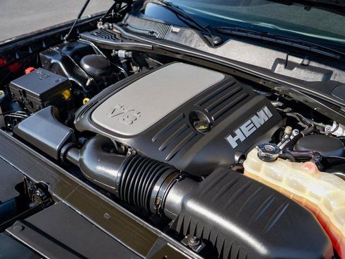 Used 2016 Dodge Challenger R/T w/ Blacktop Package image 27