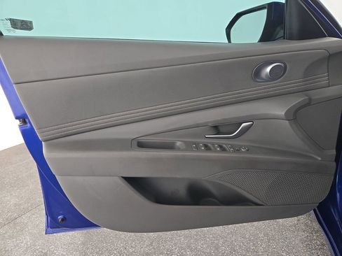Used 2023 Hyundai Elantra SEL w/ Convenience Package FWD image 27