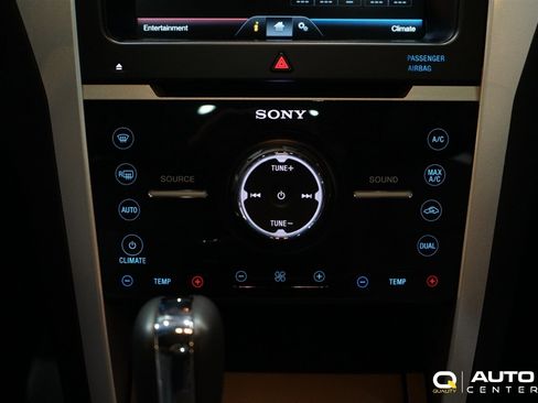 Used 2015 Ford Explorer Sport image 17