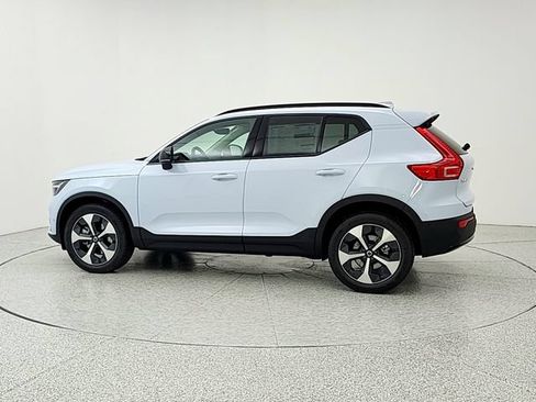 New 2026 Volvo XC40 B5 Plus w/ Protection Package Premier AWD/4WD image 8