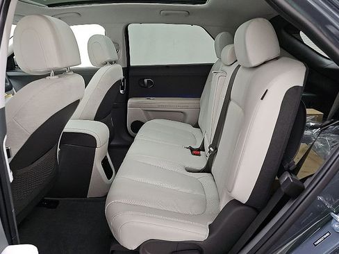 Used 2026 Hyundai Ioniq 5 Limited image 11