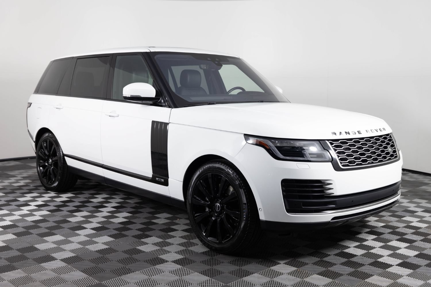 Used 2019 Land Rover Range Rover Long Wheelbase Supercharged AWD/4WD image 10