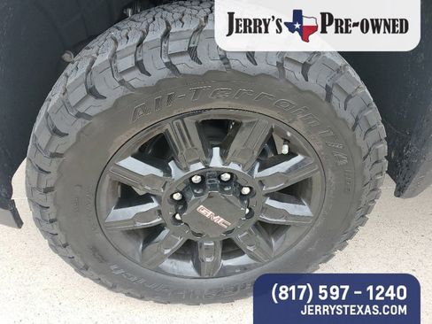 Used 2026 GMC Sierra 2500 AT4 w/ AT4 Premium Plus Package AWD/4WD image 2