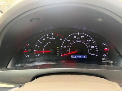 Used 2010 Toyota Camry SE FWD image 24
