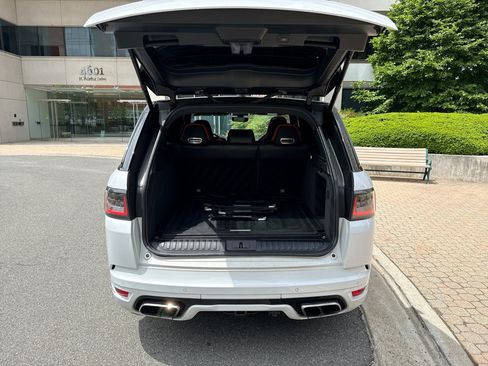 Used 2019 Land Rover Range Rover Sport SVR AWD/4WD image 21