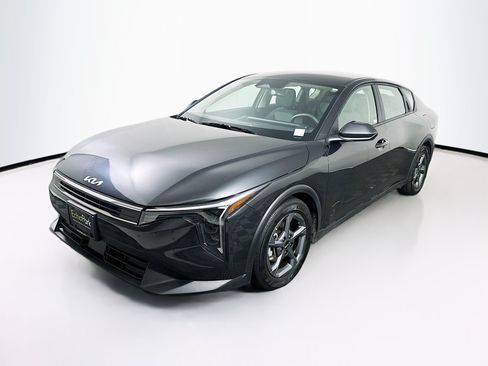 Used 2025 Kia K4 FWD image 3