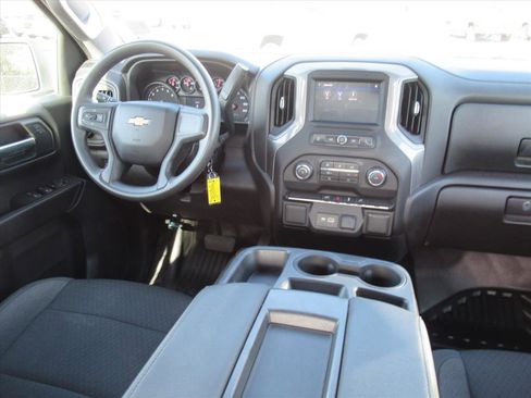 Used 2022 Chevrolet Silverado 1500 W/T w/ WT Fleet Convenience Package image 12