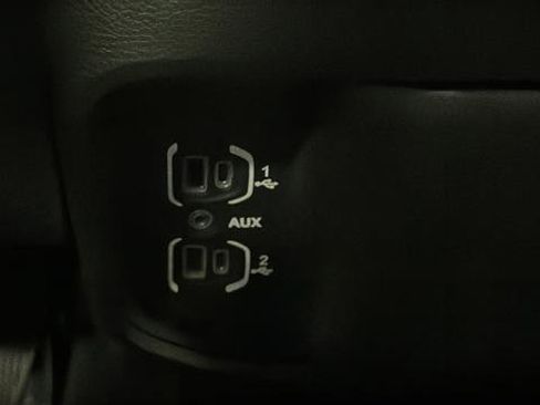 Used 2022 RAM 2500 Big Horn AWD/4WD image 33