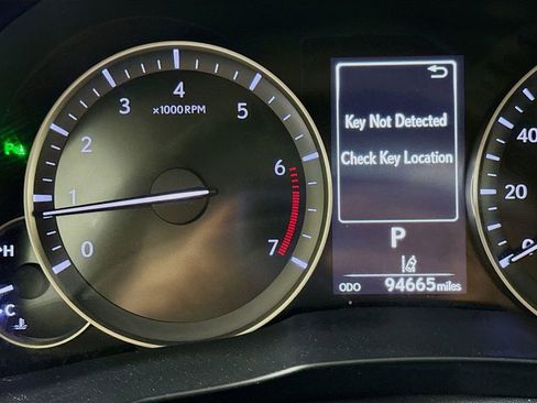 Used 2018 Lexus ES 350 w/ Ultra Luxury Package FWD image 12