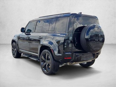 Used 2026 Land Rover Defender 110 X-Dynamic SE AWD/4WD image 8
