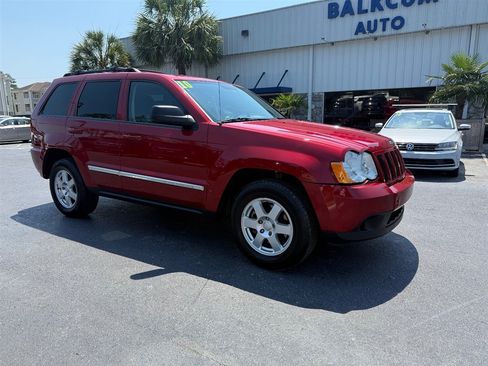 Used 2010 Jeep Grand Cherokee Laredo RWD image 2