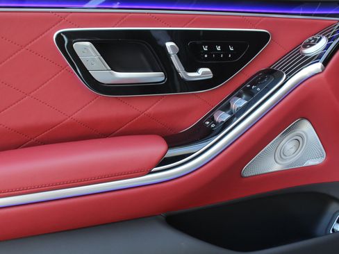 New 2025 Mercedes-Benz S 580 4MATIC Sedan image 12