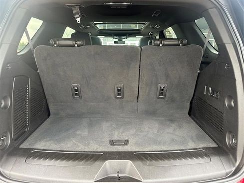 Used 2022 Chevrolet Tahoe LT w/ LT Signature Plus Package image 5