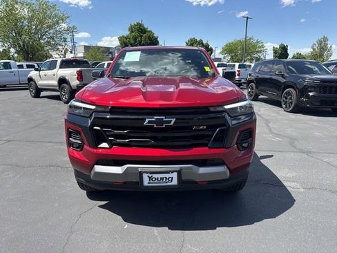 Used 2024 Chevrolet Colorado Z71 w/ Z71 Convenience Package 2 AWD/4WD image 2