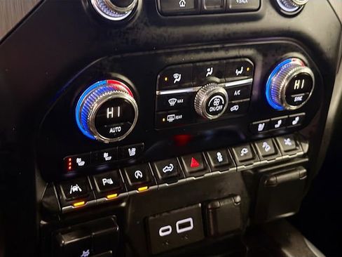 Used 2019 GMC Sierra 1500 Denali image 16