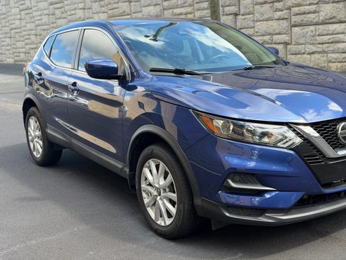 Used 2020 Nissan Rogue Sport S w/ Appearance Package FWD image 39