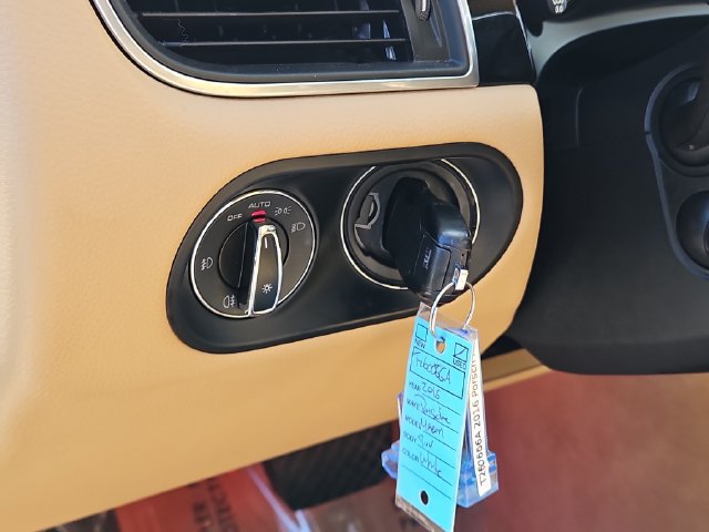 Used 2016 Porsche Macan S AWD/4WD image 22
