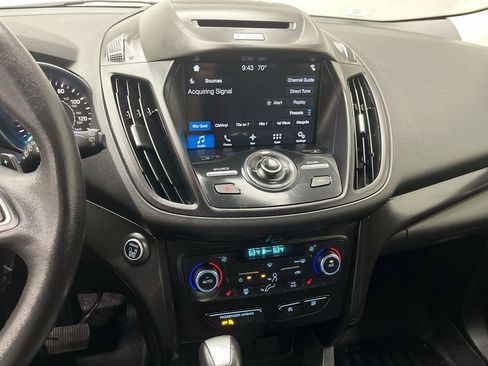 Used 2017 Ford Escape Titanium AWD/4WD image 17