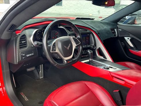 Used 2015 Chevrolet Corvette Z06 w/ 3LZ Preferred Equipment Group RWD image 2