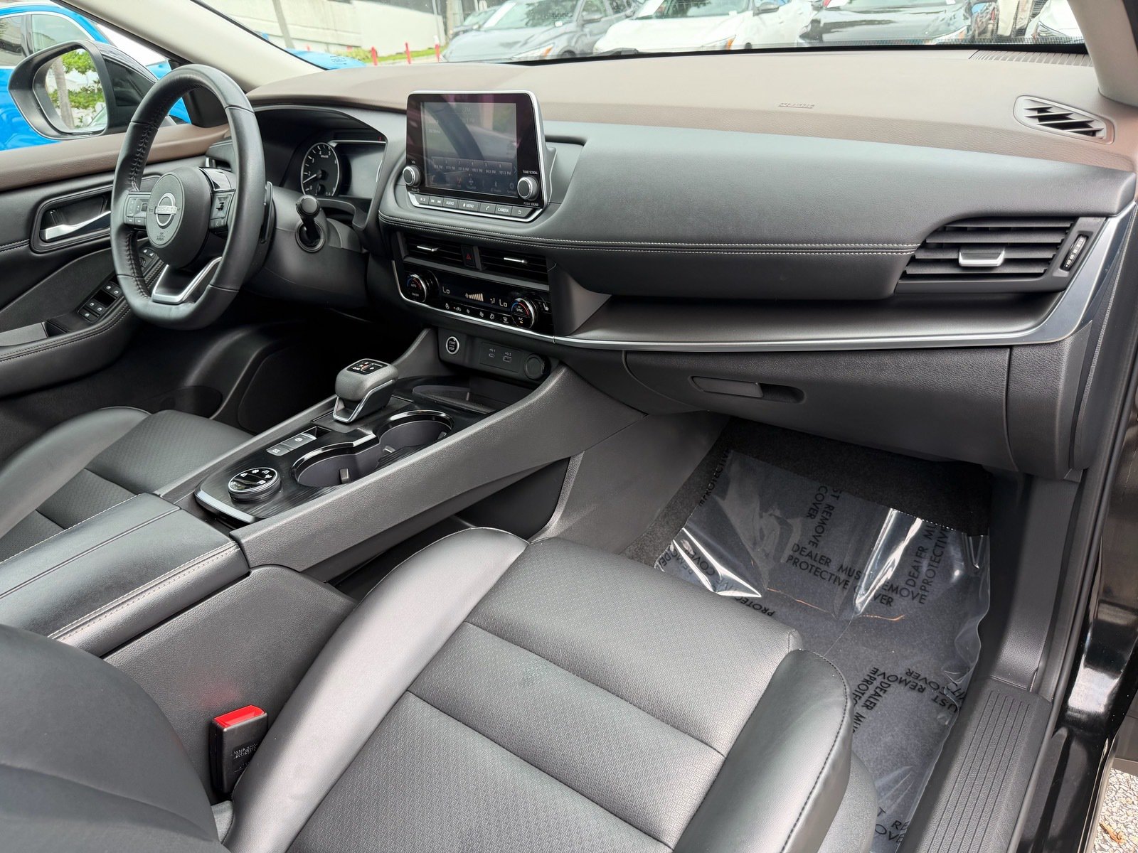 Certified 2023 Nissan Rogue SV w/ SV Premium B Package AWD/4WD image 17