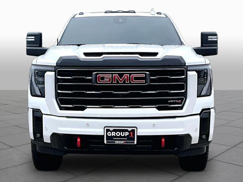 Used 2025 GMC Sierra 2500 AT4 w/ AT4 Premium Plus Package AWD/4WD image 4