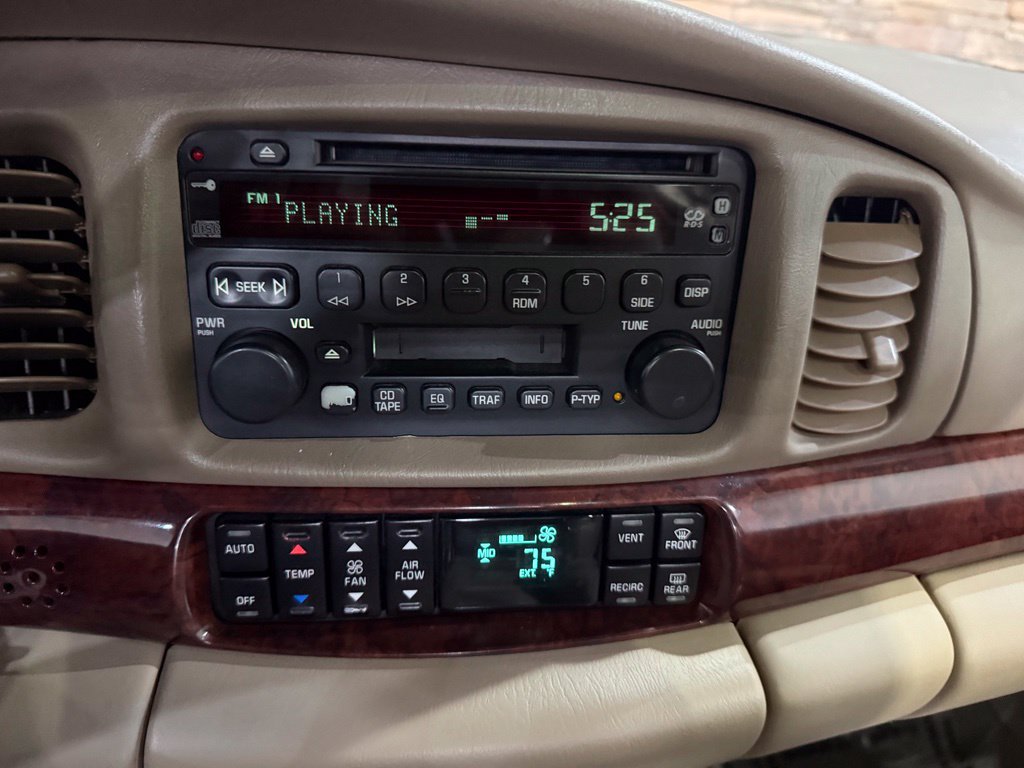 Used 2005 Buick Le Sabre Limited FWD image 19