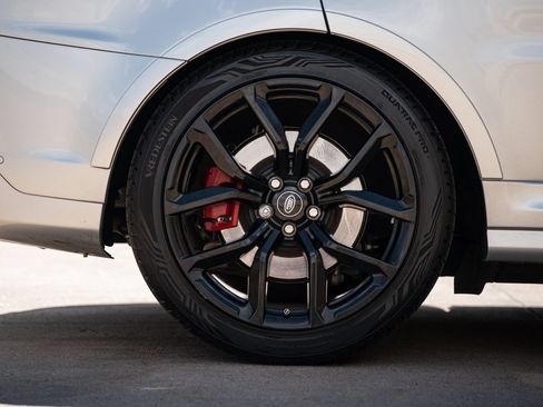 Used 2022 Land Rover Range Rover Sport SVR Carbon Edition AWD/4WD image 12