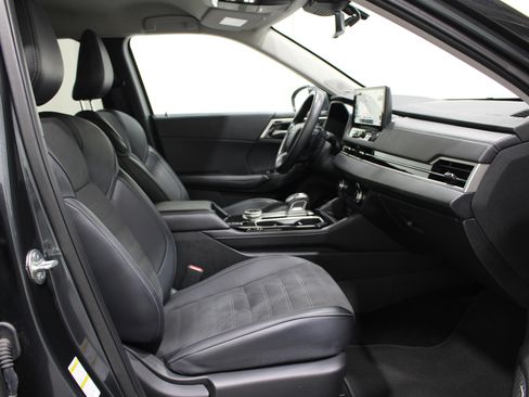 Used 2025 Mitsubishi Outlander SE AWD/4WD image 27