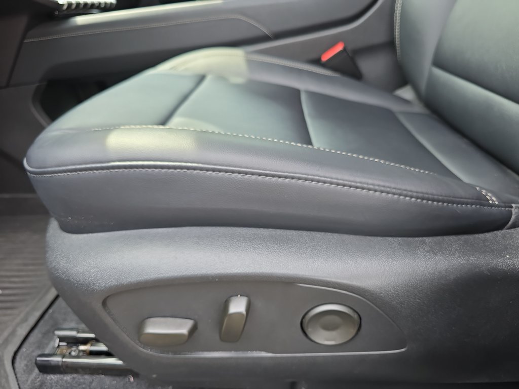 Certified 2024 GMC Acadia Elevation w/ LPO, Floor Liner Package FWD image 32