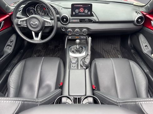 Used 2023 MAZDA MX-5 Miata Grand Touring image 3