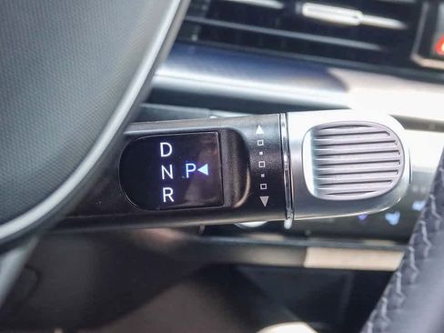 Used 2025 Hyundai Ioniq 6 SE image 18