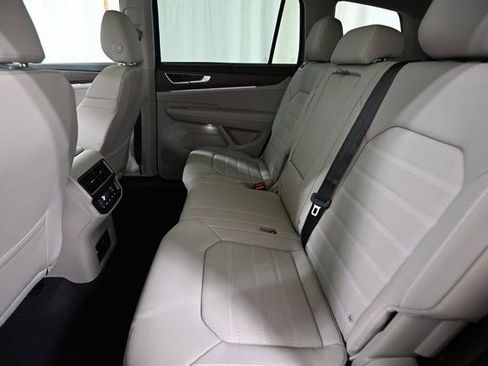 New 2026 Volkswagen Atlas SEL image 9