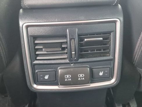 Used 2022 Subaru Forester Touring AWD/4WD image 21