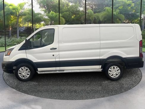 Used 2023 Ford Transit 250 Low Roof w/ Exterior Upgrade Package RWD image 8