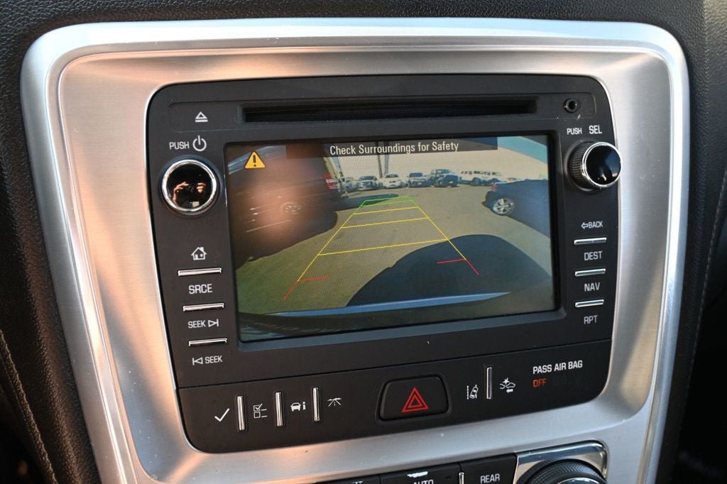 Used 2016 GMC Acadia SLT w/ Open Road Package FWD image 15