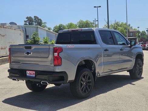 New 2026 Chevrolet Silverado 1500 LT Trail Boss w/ Convenience Package II AWD/4WD image 3