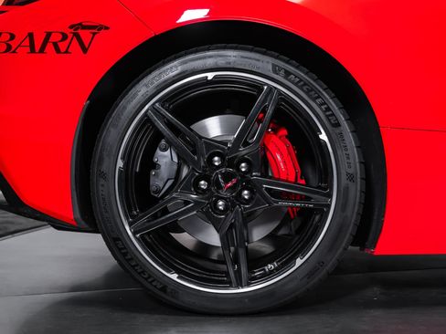 Used 2020 Chevrolet Corvette Stingray Preferred Cpe w/ 2LT Preferred Equipment Group RWD image 20