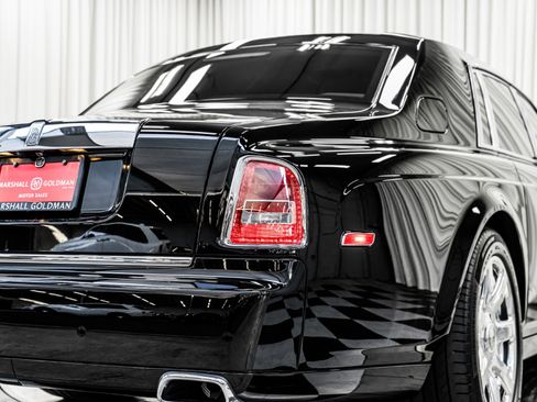Used 2013 Rolls-Royce Phantom Sedan image 40