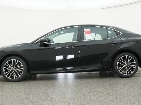New 2026 Toyota Camry XLE FWD image 19