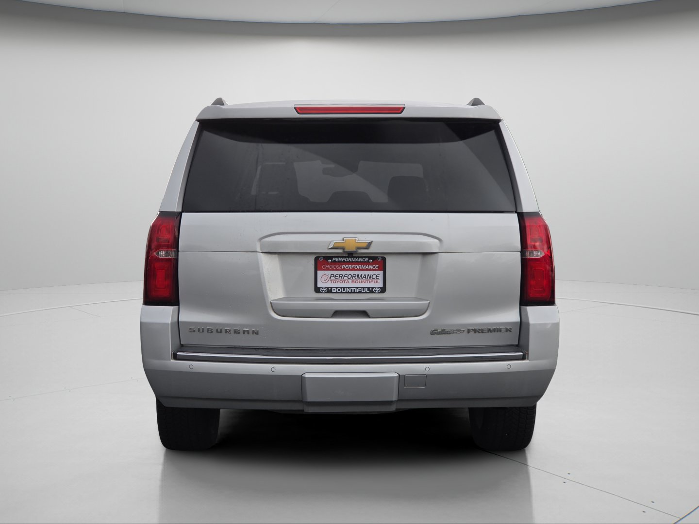 Used 2019 Chevrolet Suburban Premier AWD/4WD image 22